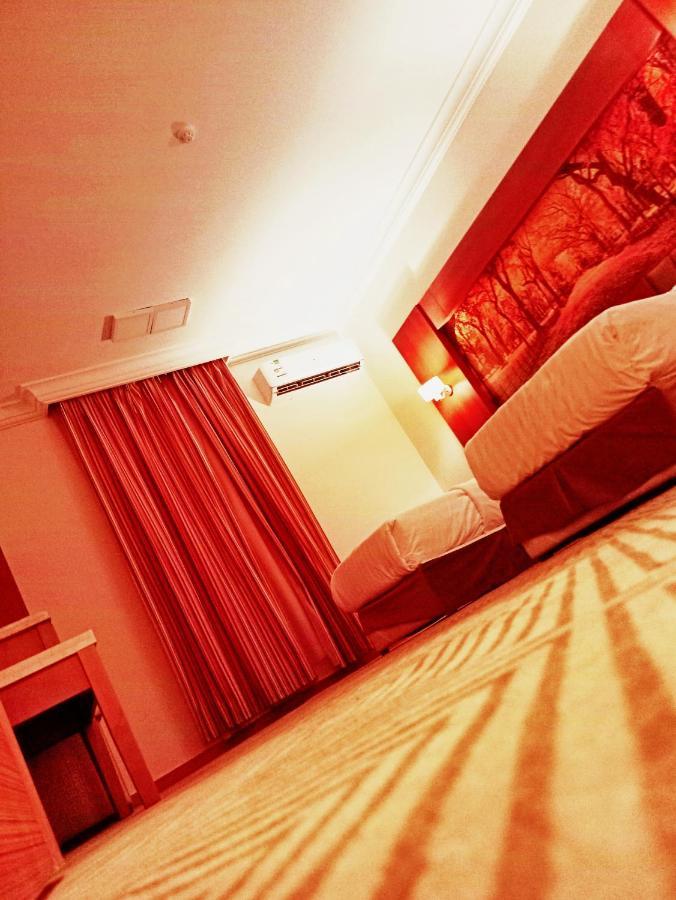 Taraf Yanbu 2 Aparthotel Bagian luar foto