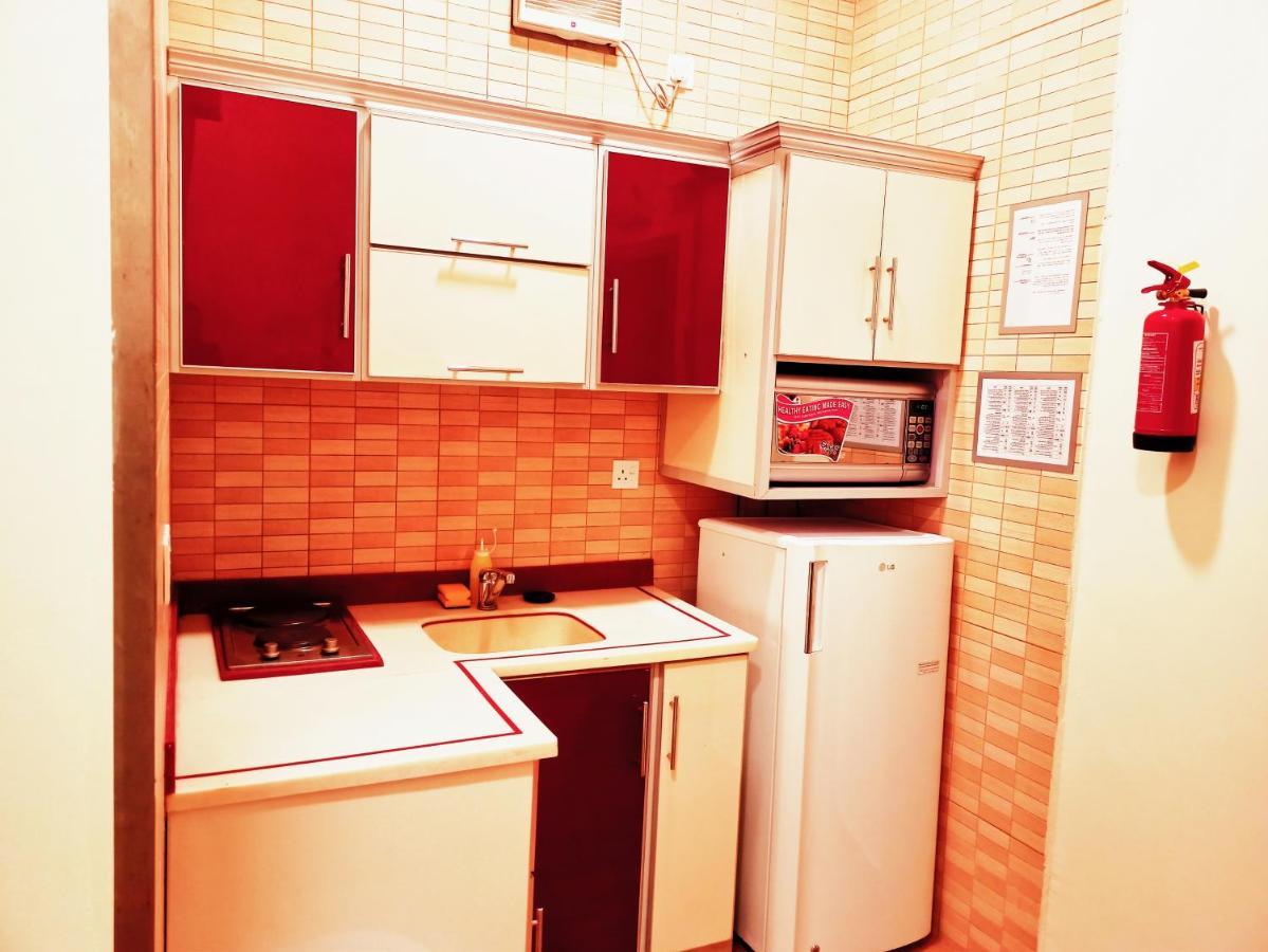 Taraf Yanbu 2 Aparthotel Bagian luar foto