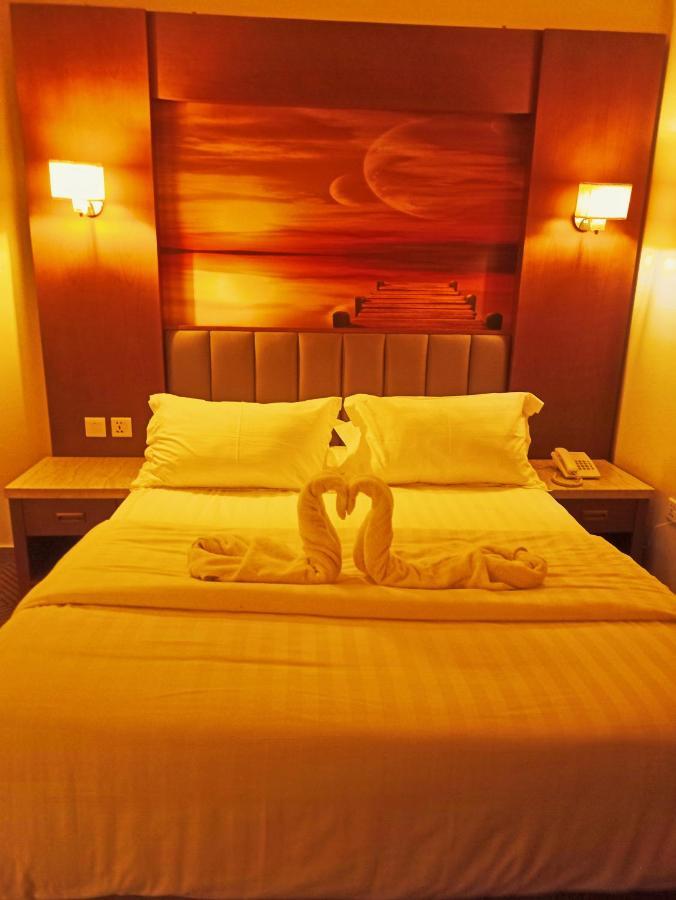 Taraf Yanbu 2 Aparthotel Bagian luar foto