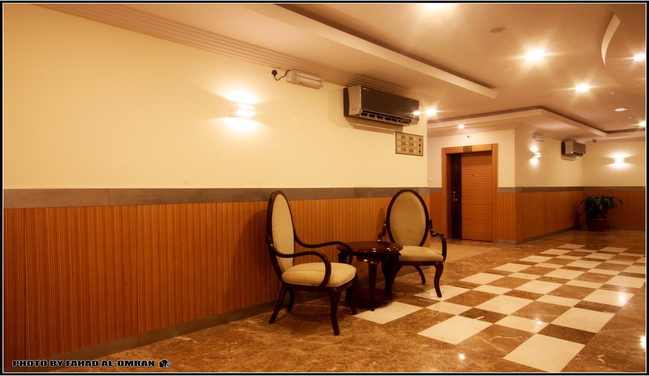 Taraf Yanbu 2 Aparthotel Bagian luar foto