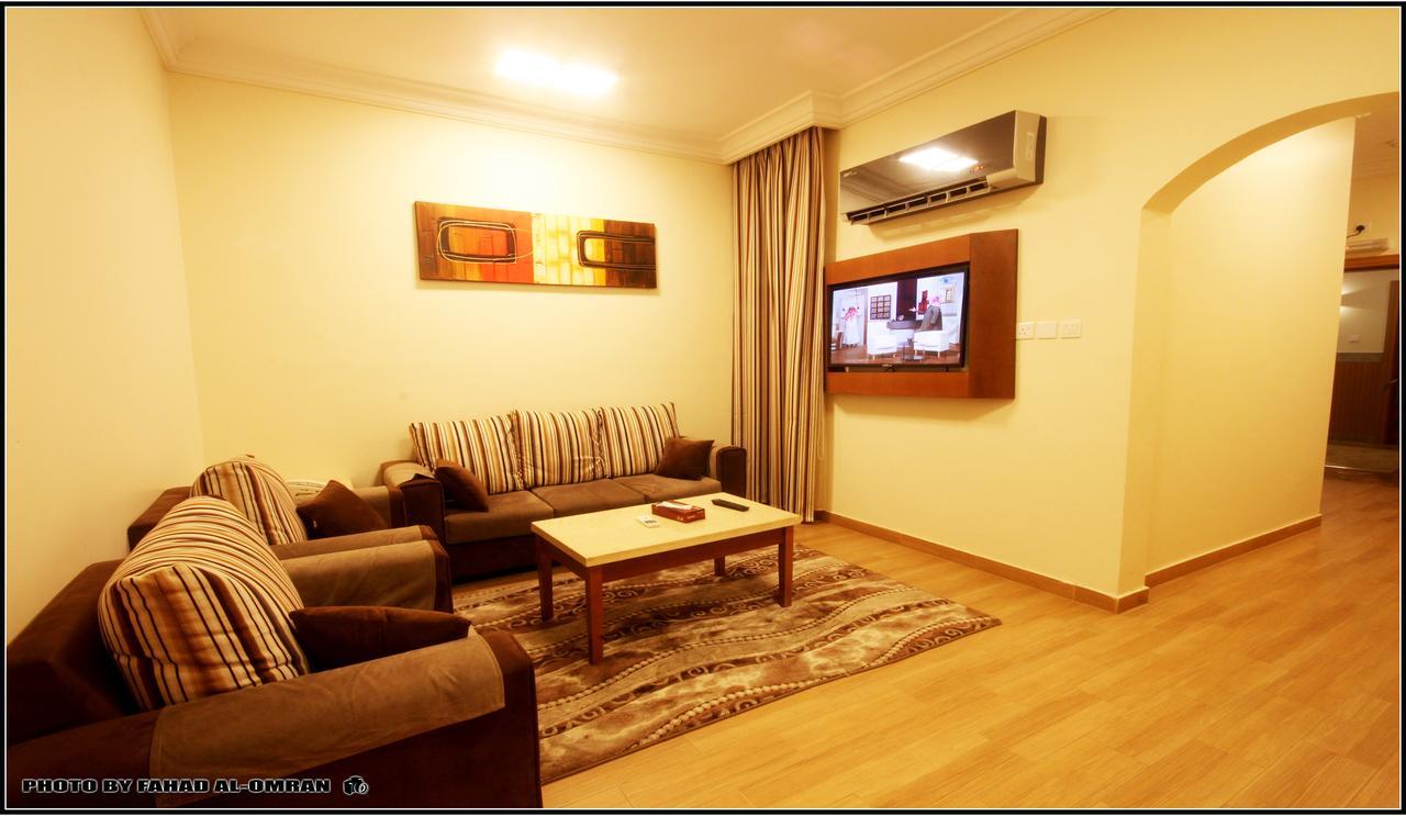 Taraf Yanbu 2 Aparthotel Bagian luar foto